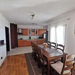 Niko