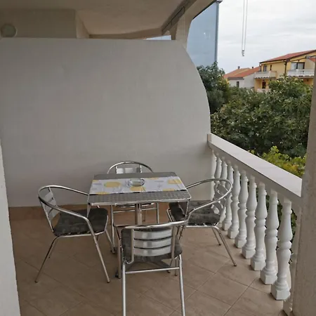 Niko Apartment