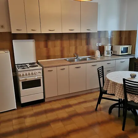 Niko Apartment